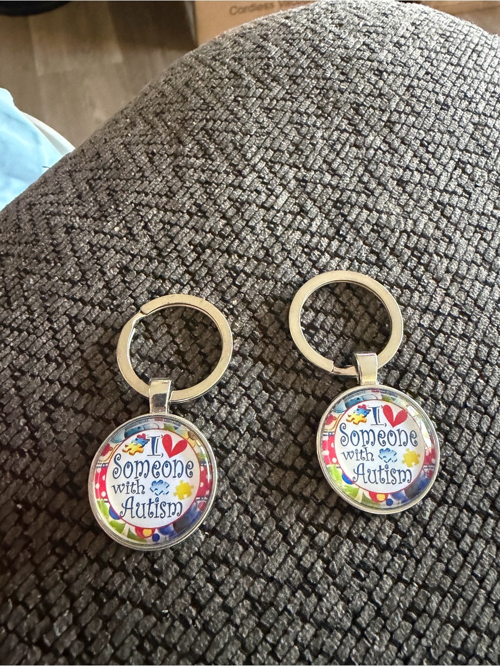 Support Autism Silver Keychain - "I Love Someone with Autism"